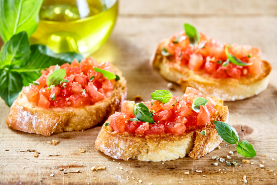 10 modi per riciclare il pane raffermo