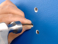 Come riparare i nail pop su pareti e soffitti