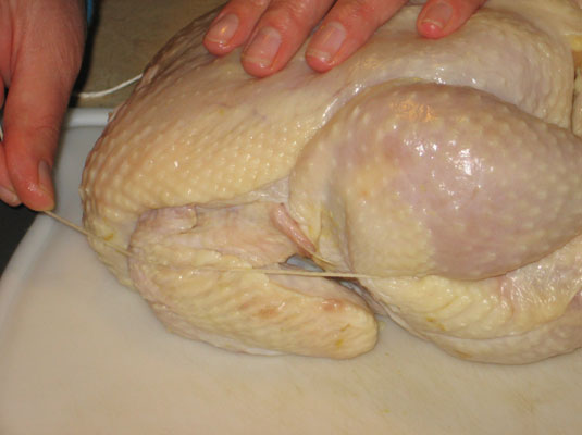 Legare un pollo