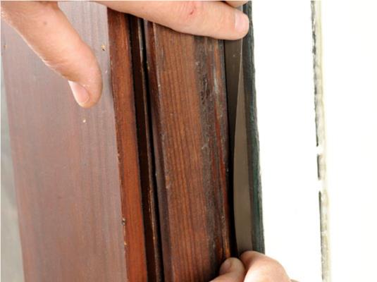 Come aggiungere Weather Stripping a Windows
