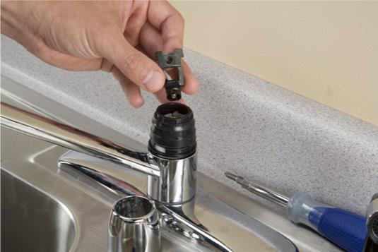 Come riparare un rubinetto che perde: tipo di filtro a cartuccia