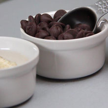Fragole ricoperte di cioccolato alla maniera di Keto