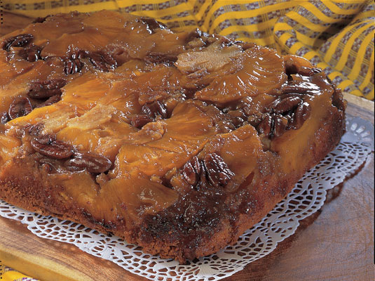 Torta al ananas rovesciata