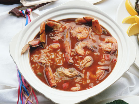 Gumbo ai frutti di mare della Louisiana