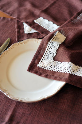 Come decorare la tavola del Ringraziamento con tovaglie fatte in casa
