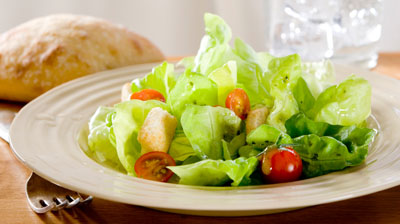 Come fare un'insalata verde di base