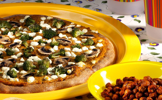 Pizza al Pesto di Fagioli Bianchi e Pomodoro