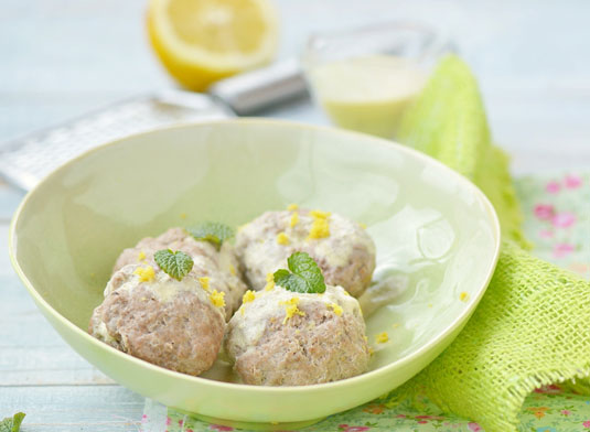 Come fare le polpette in salsa di limone