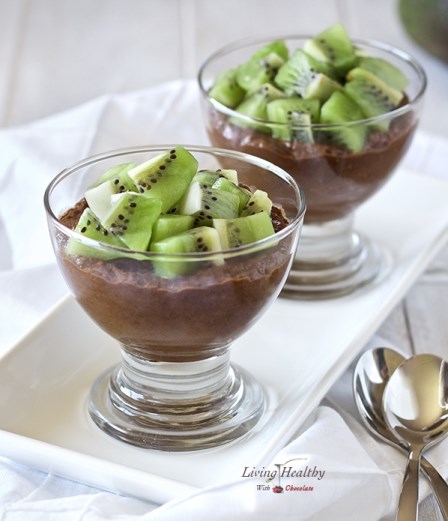 Ricetta per budino di avocado e cioccolato Paleo (senza cereali, senza latticini, senza glutine)