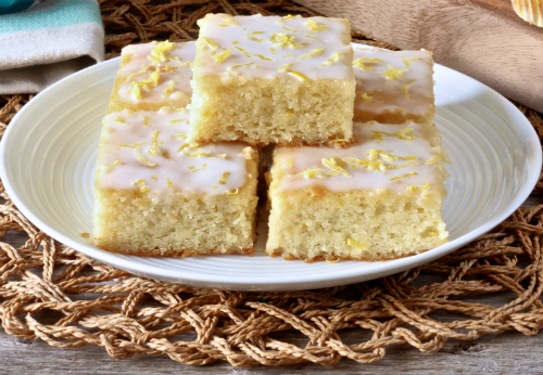 Ricetta Brownies al limone con glassa al limone e cocco