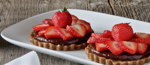 Ricetta Crostata Di Nocciole Al Cioccolato Con Fragole