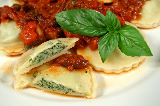 Ravioli Di Spinaci (Ravioli Di Spinaci)