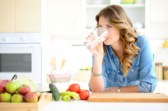 10 semplici passaggi per cambiare le tue abitudini alimentari